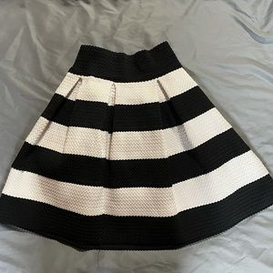 X-small target skirt